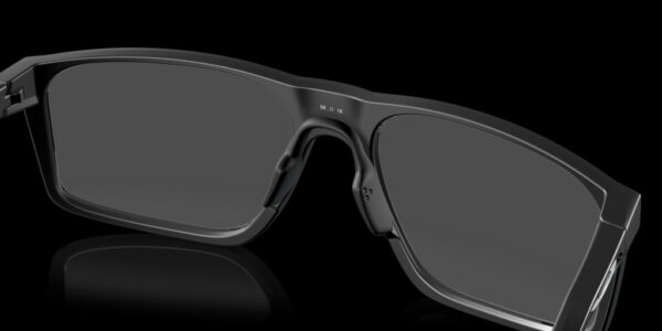 Oakley Bat Flip