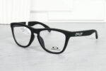 Oakley 0OX8137A
